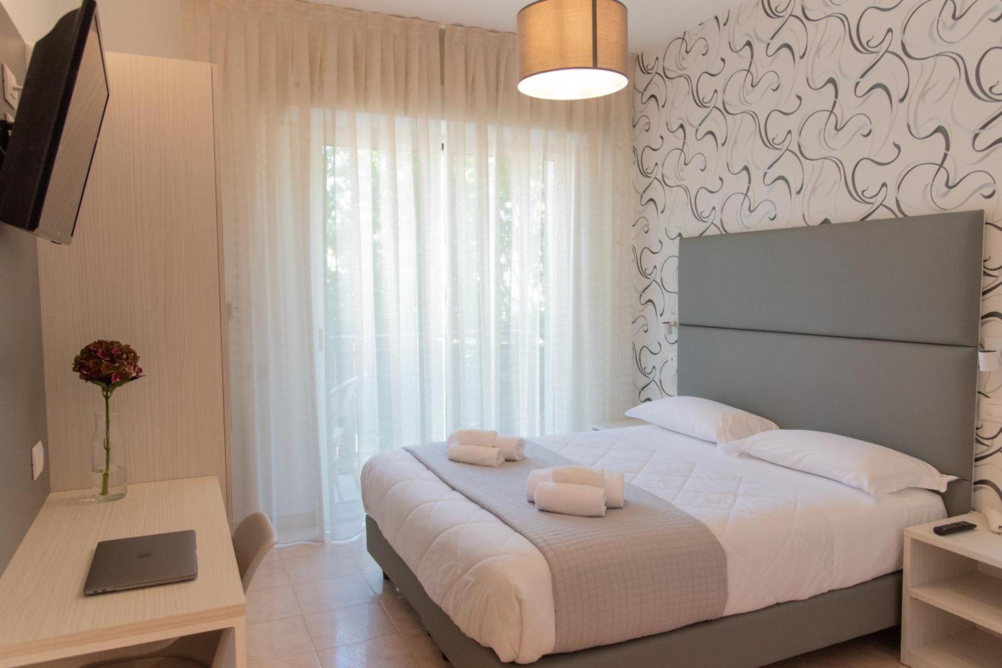 Hotel Maestri Riccione Exterior photo