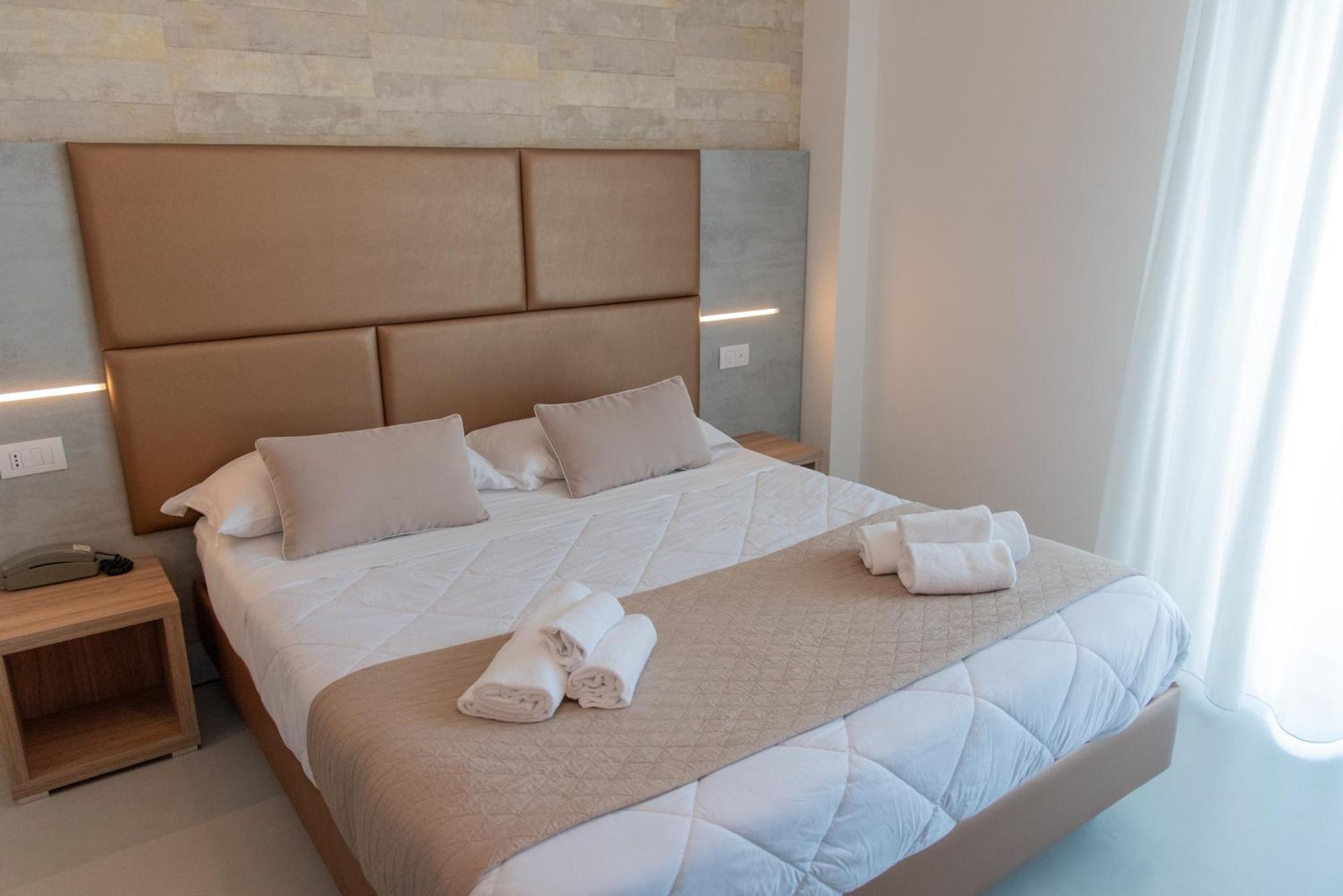 Hotel Maestri Riccione Exterior photo