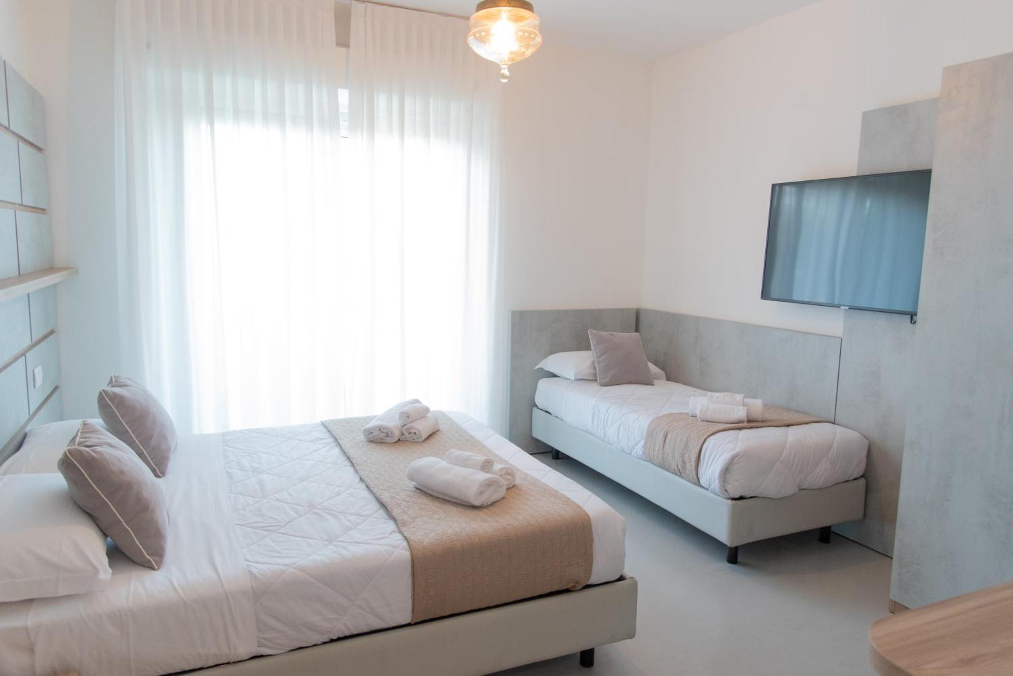 Hotel Maestri Riccione Exterior photo